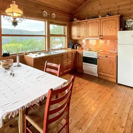 7 Person In Hjelmeland, Cleaning Included Nyaraló Hjelmeland